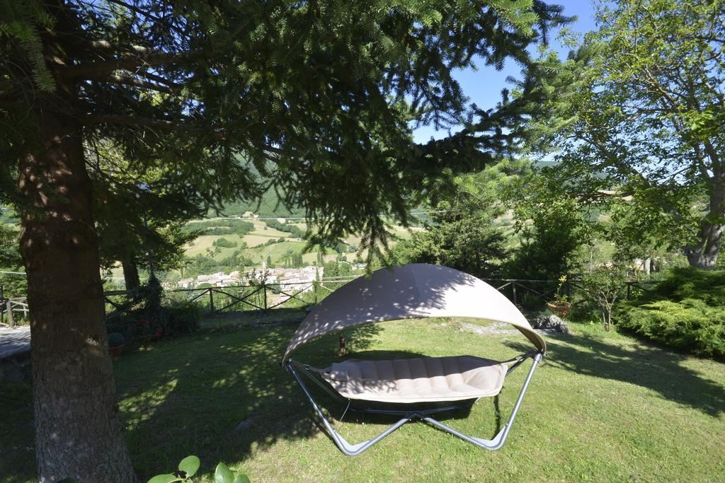 Hotel Pineta Ristorante Country House In Fabriano Campodonico  Buitenkant foto